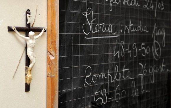 Palermo, preside di scuola elementare vieta preghiere in classe