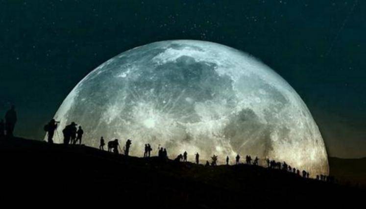 E’ la notte della Superluna, la più grande e luminosa dell’anno