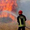 Incendio nel campo migranti in contrada "Erbe Bianche" a Campobello