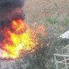 Minicar in fiamme vicino l'alberghiero di Castelvetrano - VIDEO