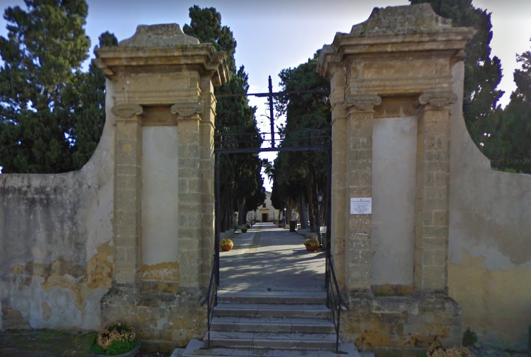 Perricone chiede sblocco procedure per le cappelle del cimitero di Castelvetrano