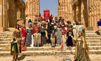 Tanti i turisti affascinati dal "flash mob" al Parco Archeologico di Selinunte organizzato dal Corteo Storico di Santa Rita